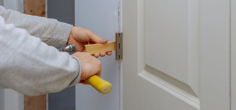 fiberglass entry door repair in Hesperia